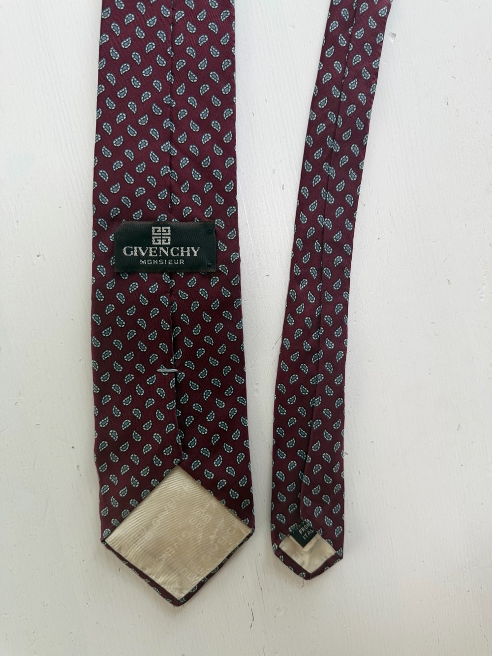 Givenchy 100% Silk Tie Made in Italy Red Blue Cream Designer Men’s